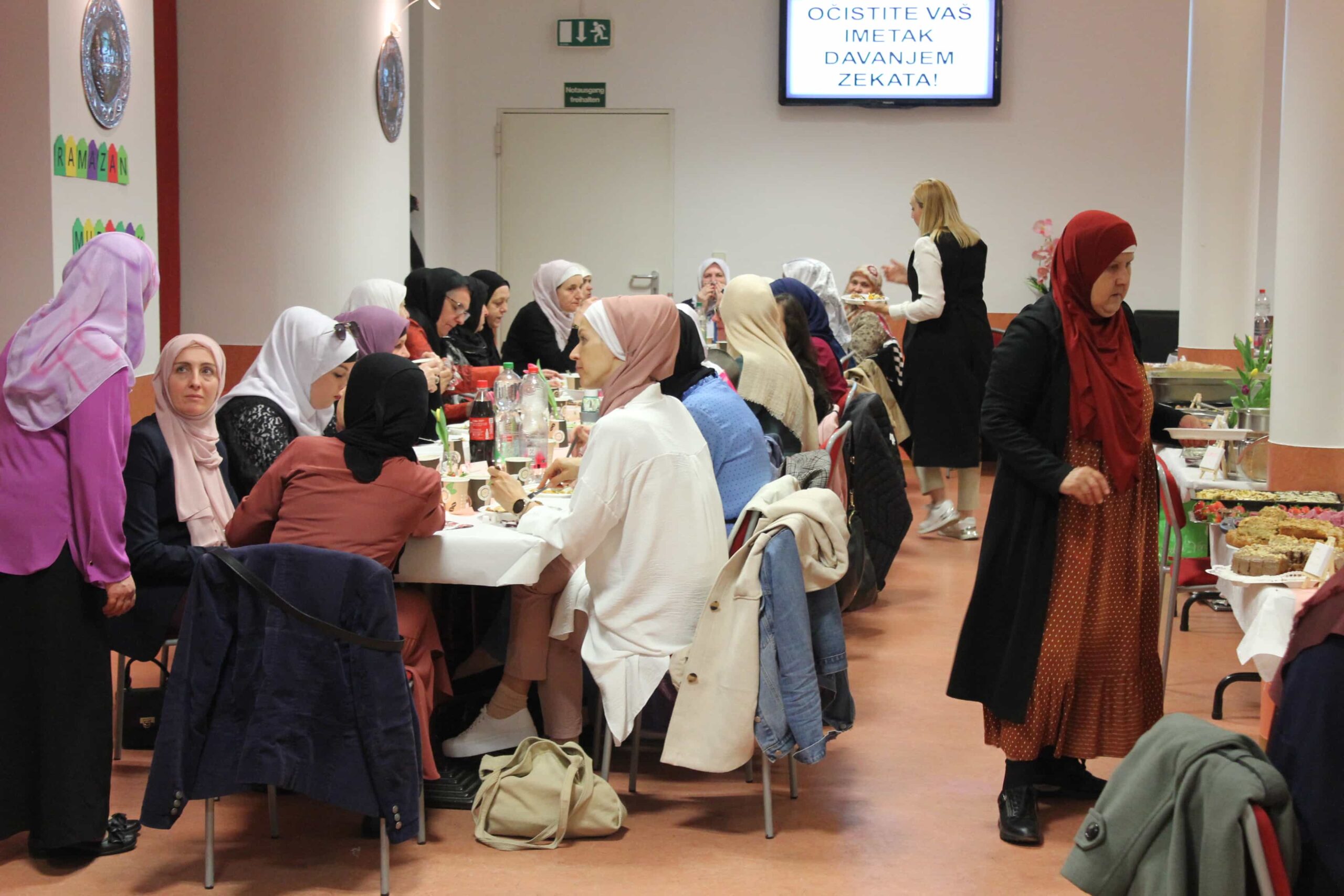 Forum žena IKB-a: Zajednički iftar u IKB-u