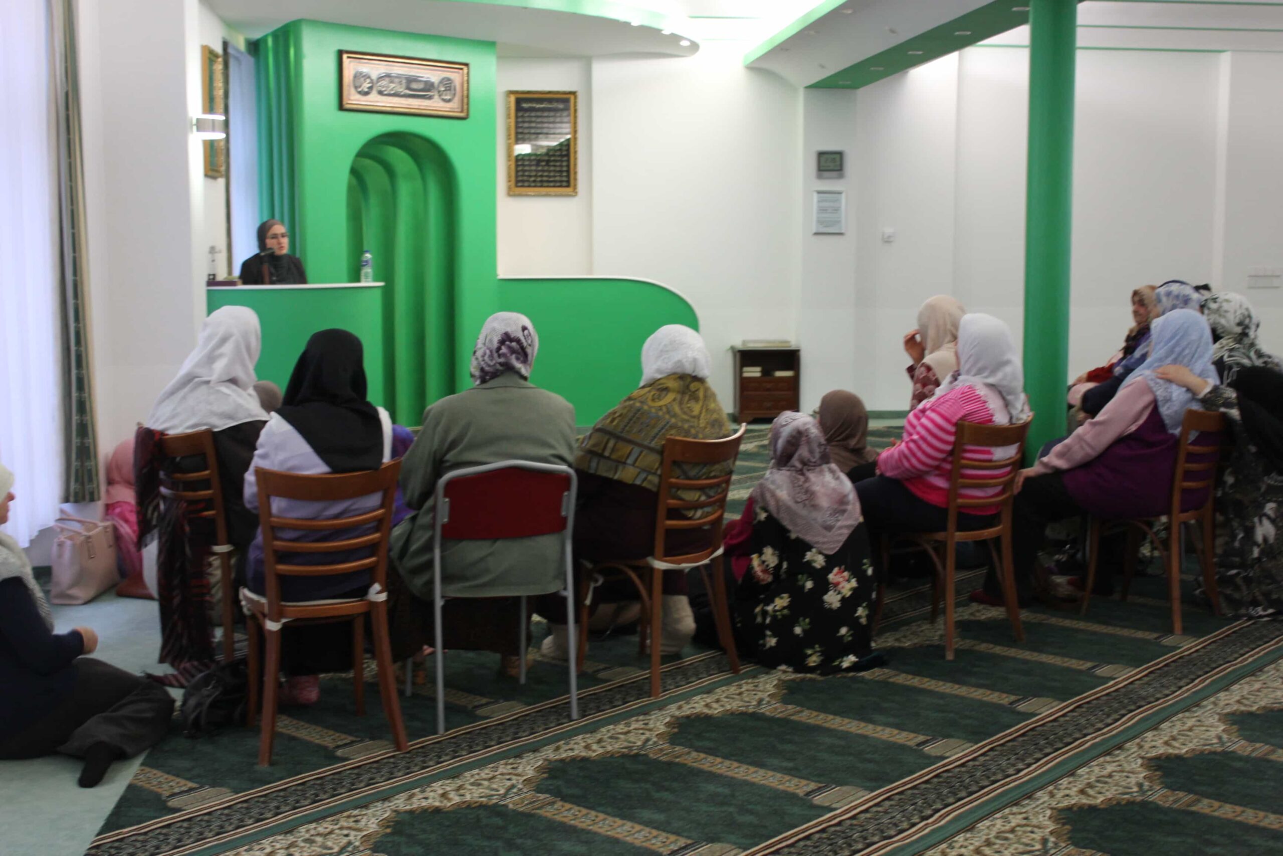 Predavanja nakon podne-namaza: Halal u Islamu i odgoj djece